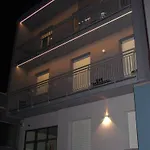 Διαμέρισμα Benny's Near *